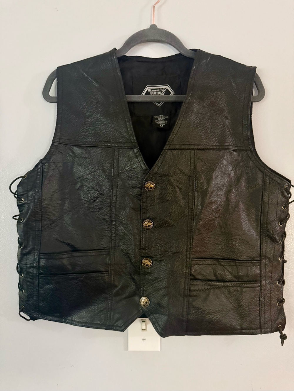 Diamond Plate Buffalo Leather Biker Vest Black Medium Nickel Snaps Laced Sides